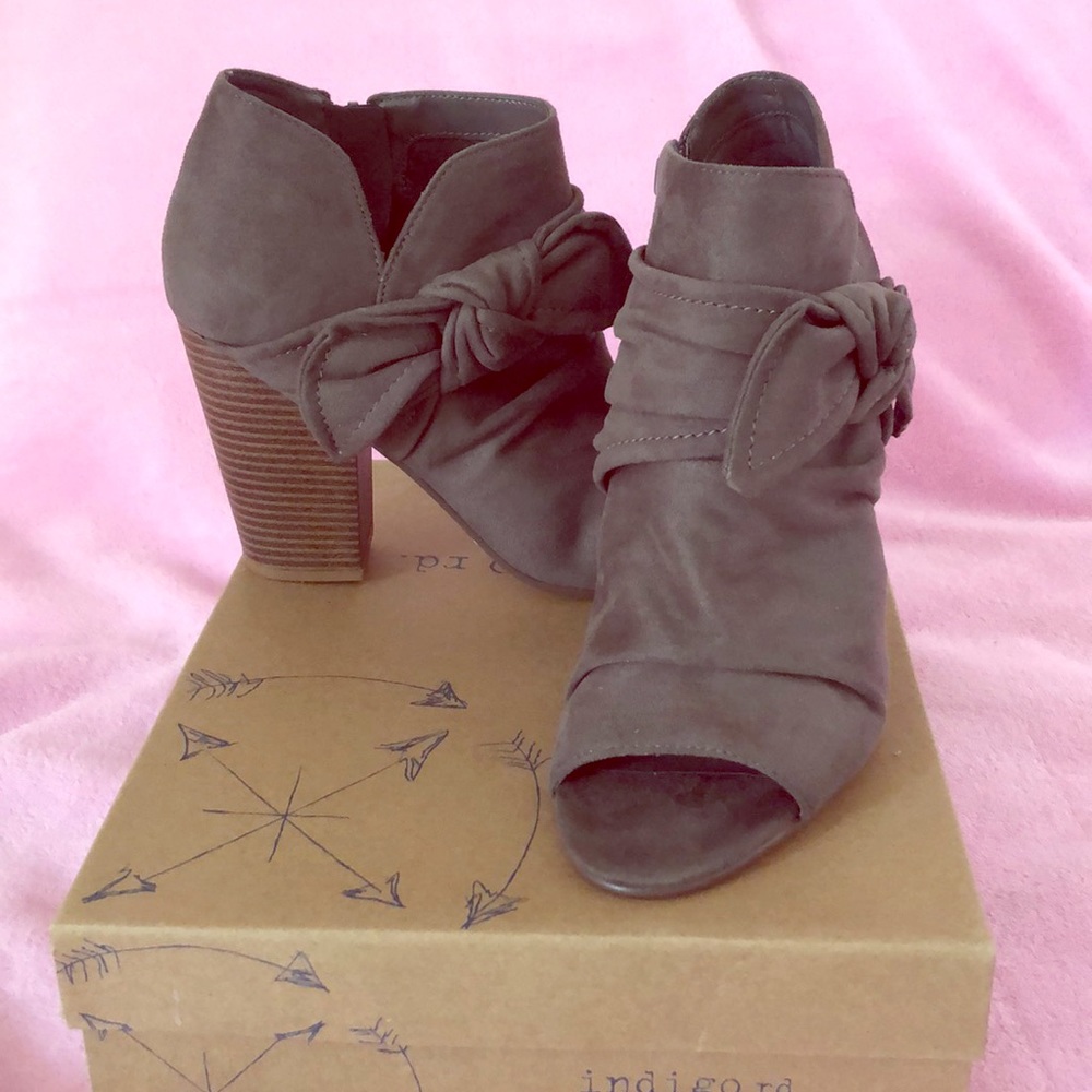 Indigo rd. Booties BNWT SIZE 9.5
